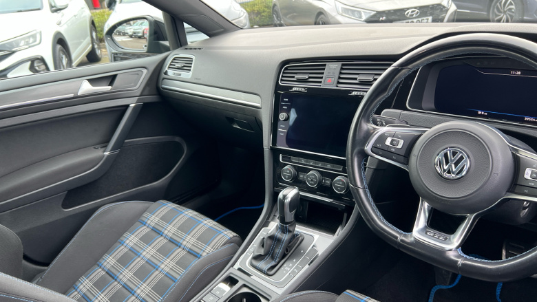 Volkswagen Golf 1.4 TSI GTE 5dr DSG Hatchback